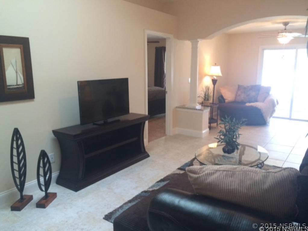 2287 Hawks Cove Cir., New Smyrna Beach, FL 32168
