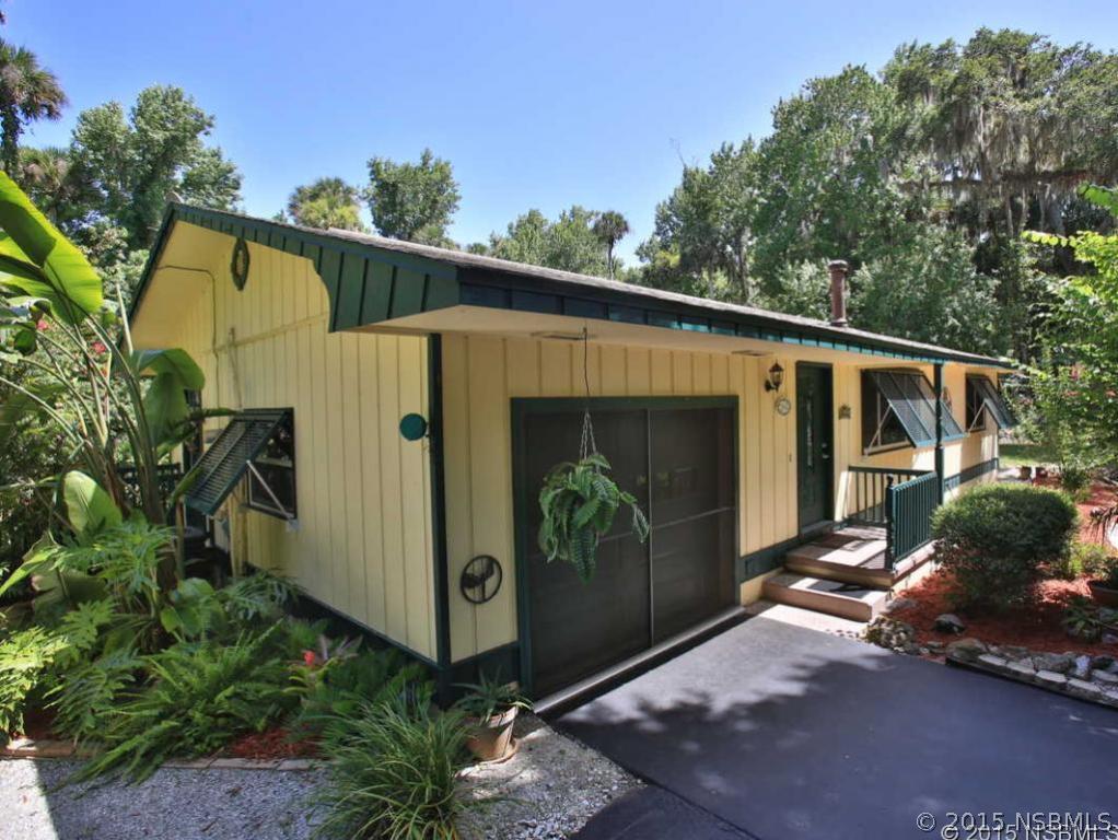 2942 Oak Tr., Edgewater, FL 32141