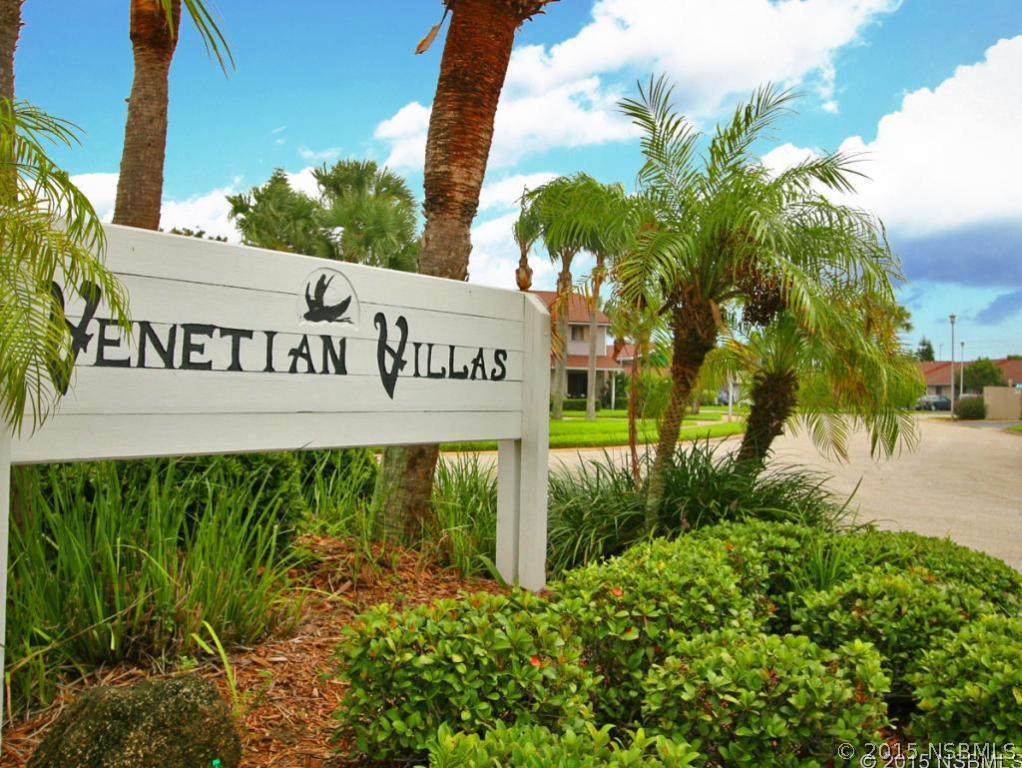 156 Breezeway Ct., New Smyrna Beach, FL 32169