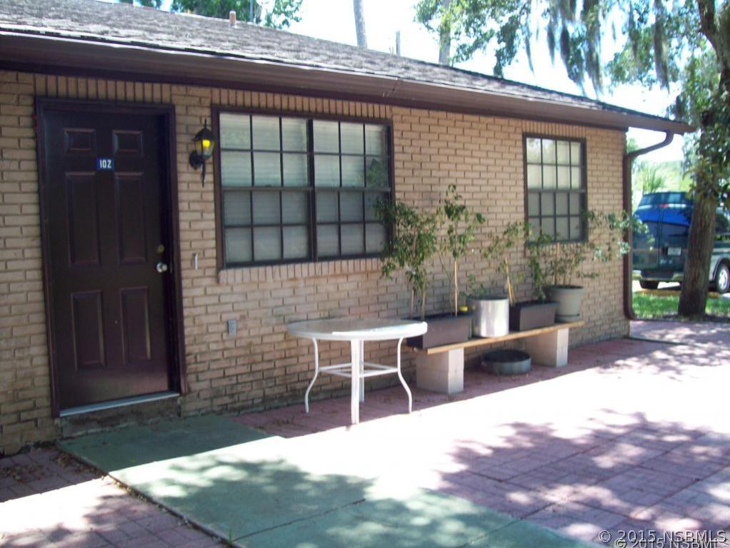 526 Live Oak St. #102, Edgewater, FL 32132