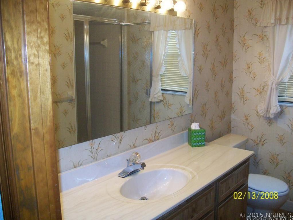 400 Shangri Lane Cir., Edgewater, FL 32132