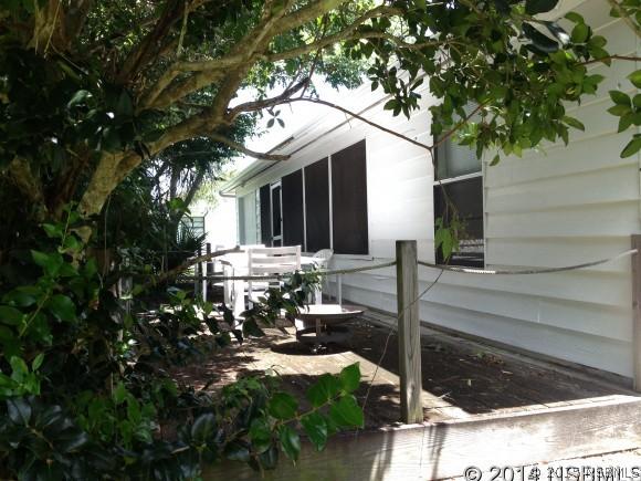 2515 Milton Ave., New Smyrna Beach, FL 32168