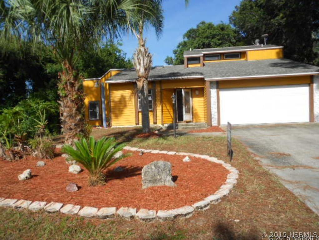 2410 Travelers Palm Dr., Edgewater, FL 32132