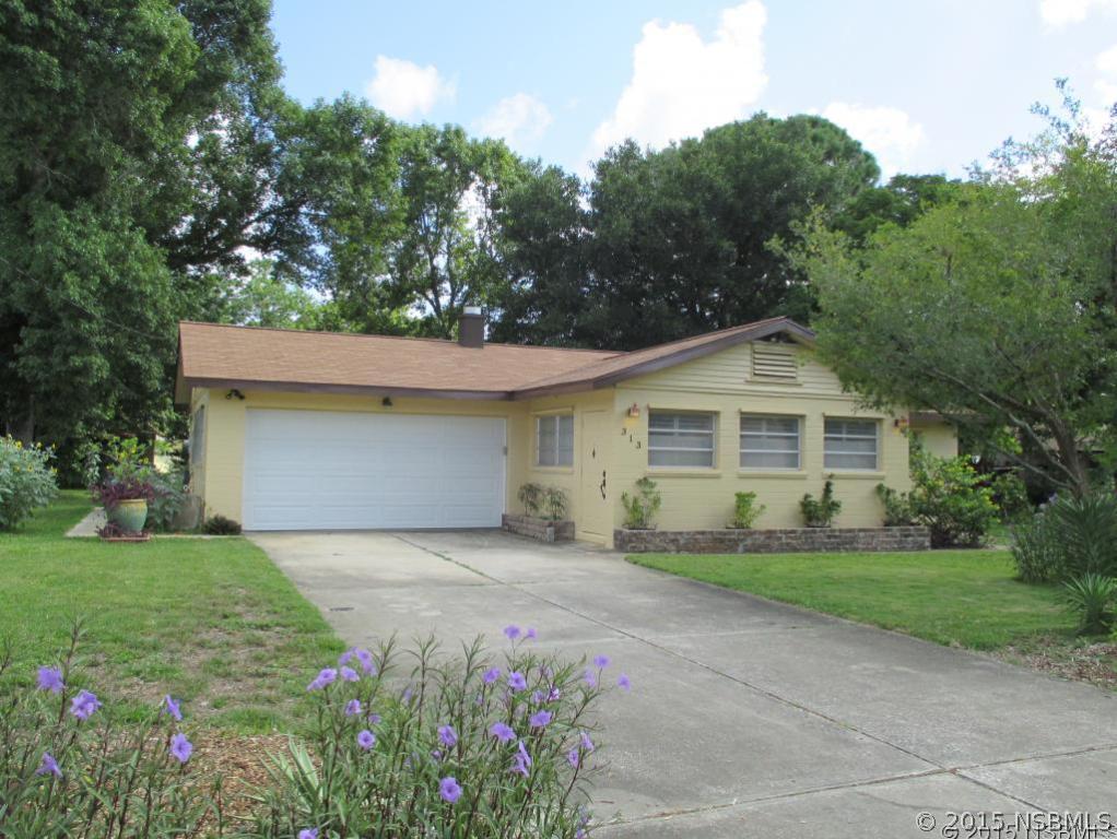 313 Charles St., Port Orange, FL 32129