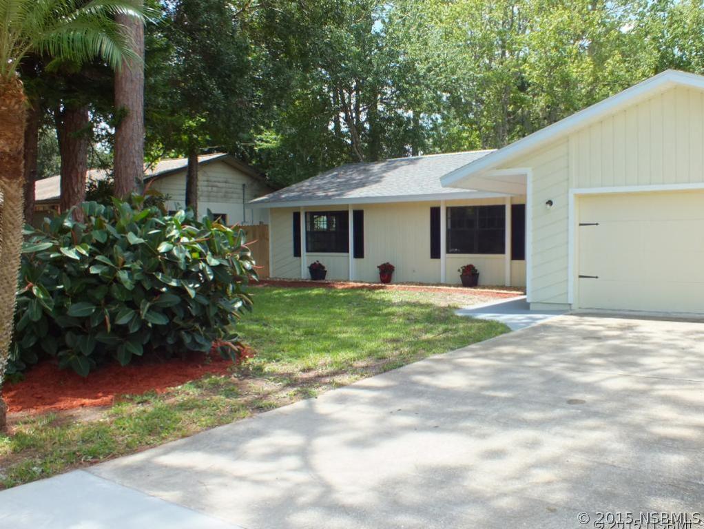 2714 Unity Tree Dr., Edgewater, FL 32141