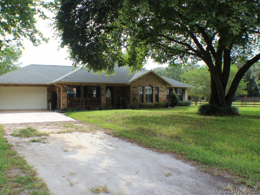 400 Ward Dr., Oak Hill, FL 32759