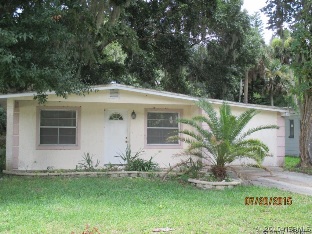 128 Oak Ridge Ave., Edgewater, FL 32132