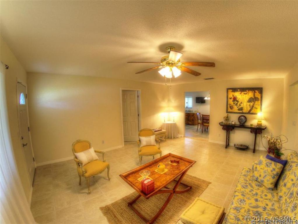 3215 Willow Oak Dr., Edgewater, FL 32141