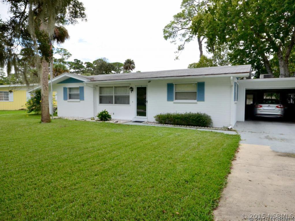 6 Fairway Cir., New Smyrna Beach, FL 32168