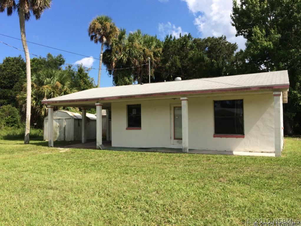 302 Adele St., Edgewater, FL 32132