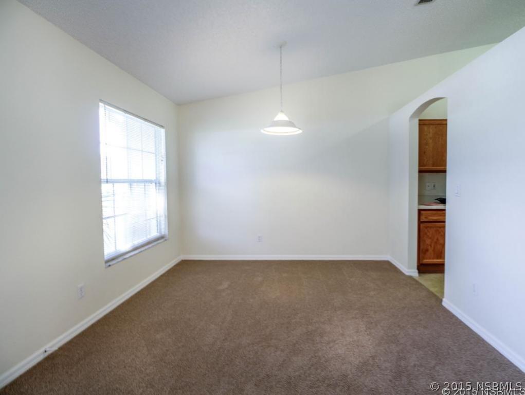 1829 Pine Tree Dr., Edgewater, FL 32132