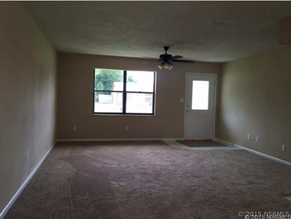 2318 Silver Palm Dr., Edgewater, FL 32141
