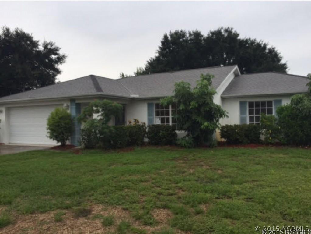 995 16th St., Edgewater, FL 32132