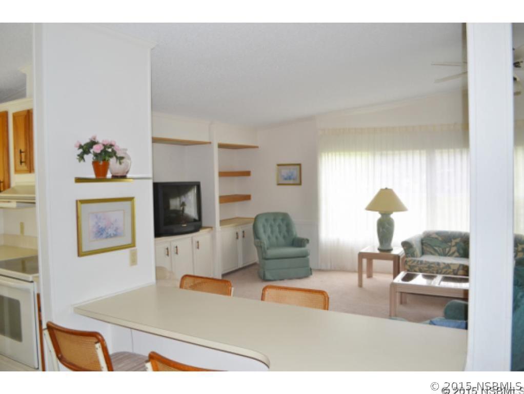 315 Portside Ln., Edgewater, FL 32141