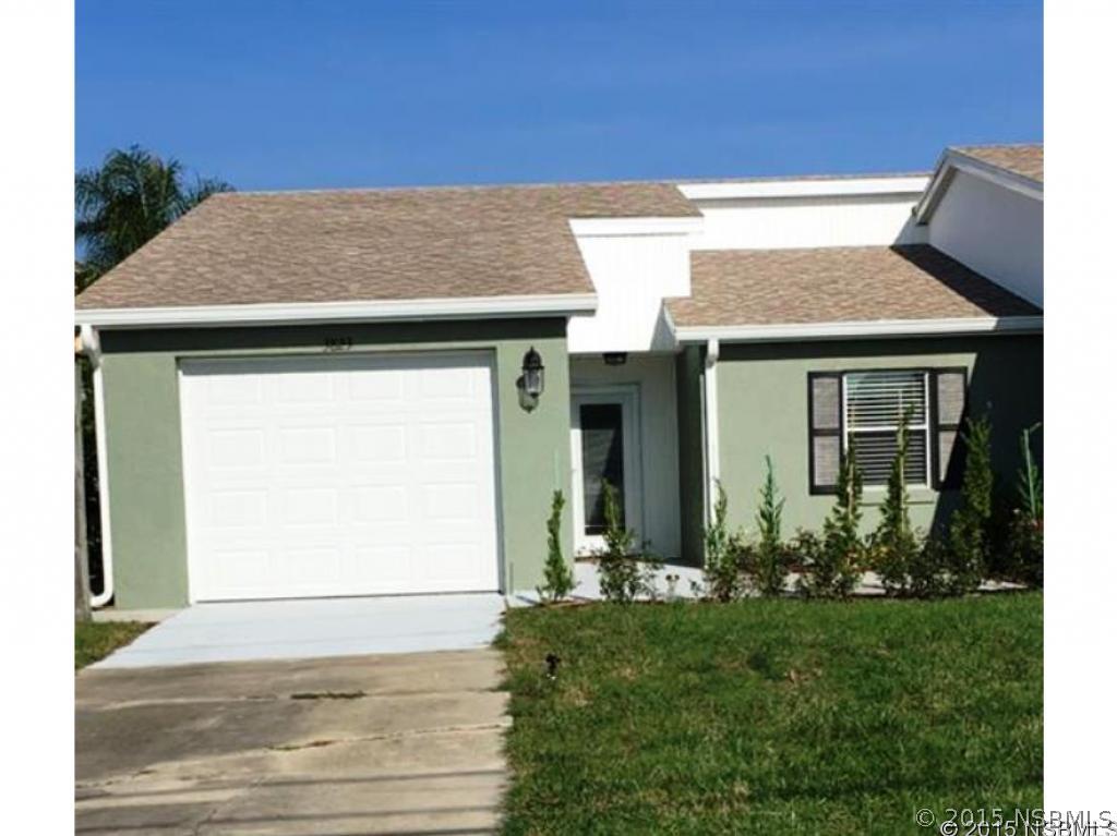 3823 Schoolway Ave., New Smyrna Beach, FL 32169