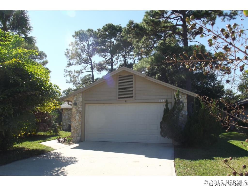 949 Crystal Lake Dr., Port Orange, FL 32127
