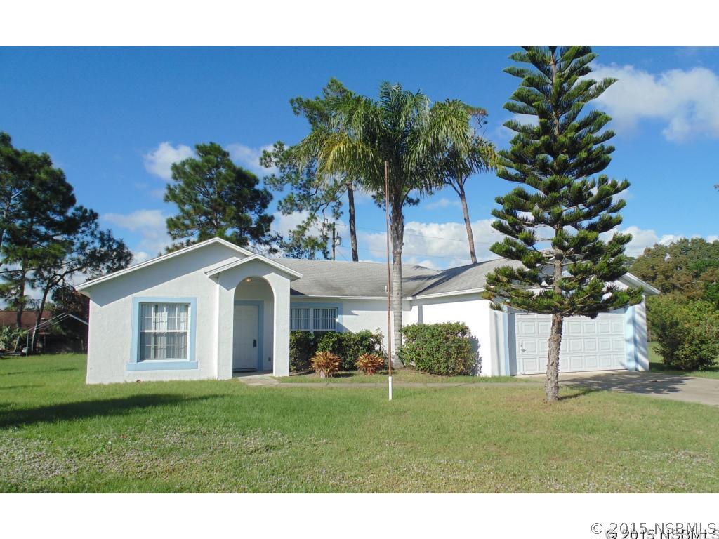 19 Silver Cir., Edgewater, FL 32141