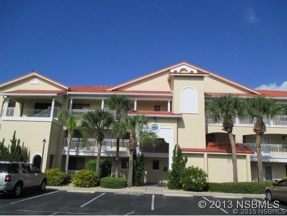 460 Bouchelle Dr. #305, New Smyrna Beach, FL 32169