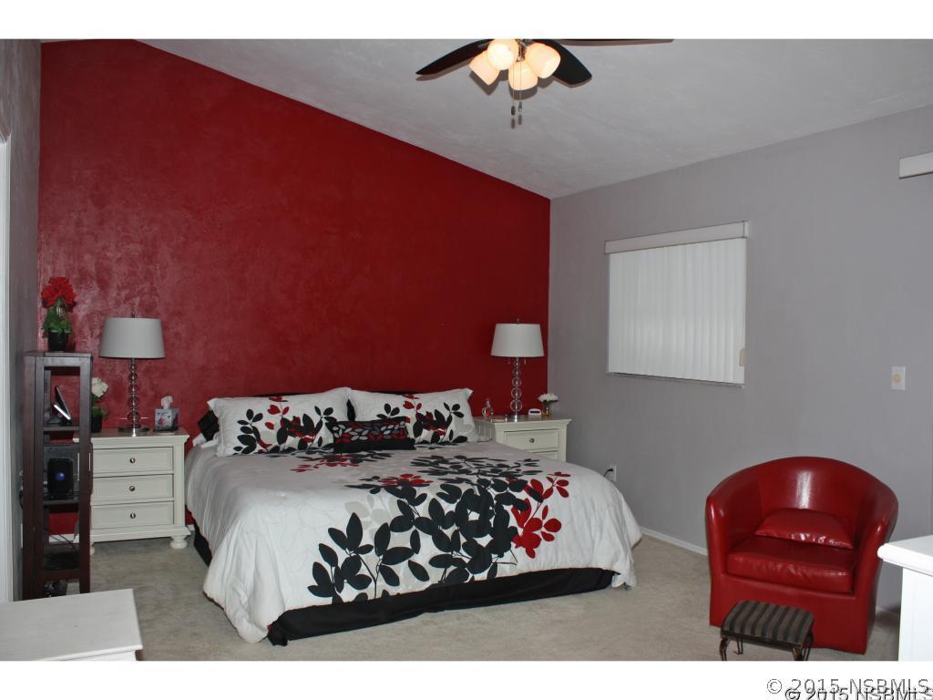 310 Pine Breeze Dr., Edgewater, FL 32141