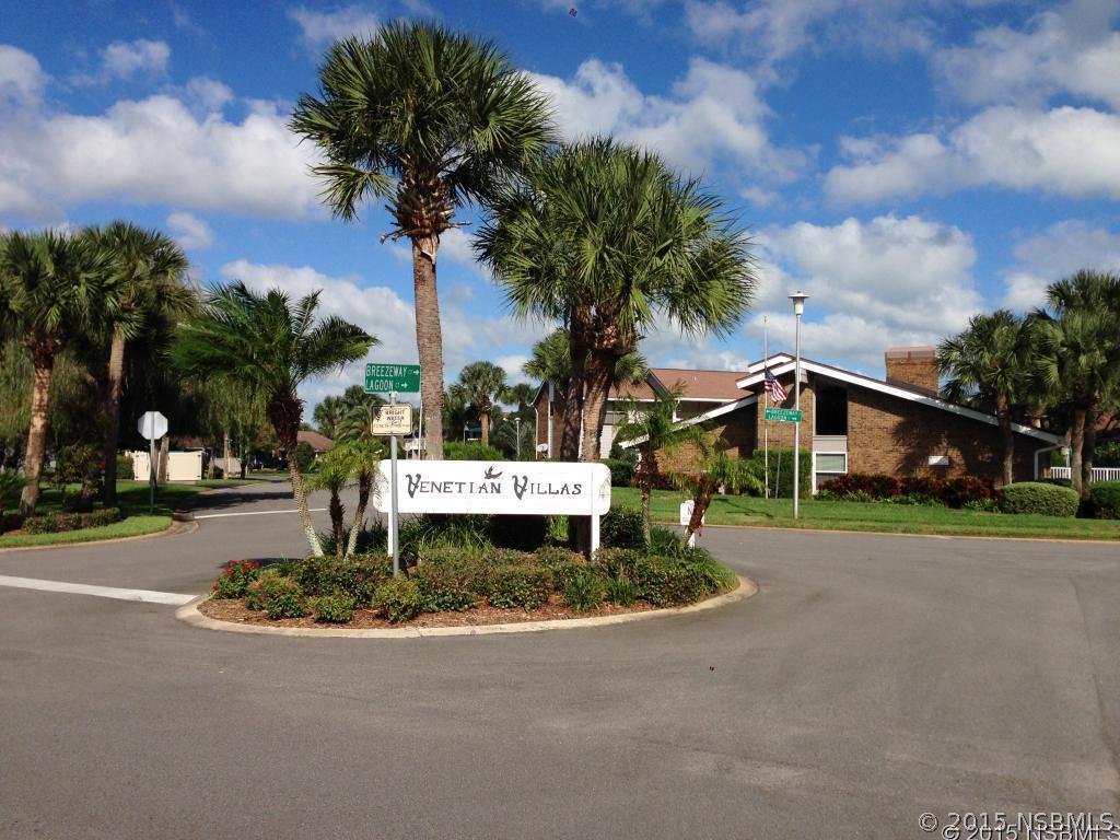 173 Breezeway Ct., New Smyrna Beach, FL 32168