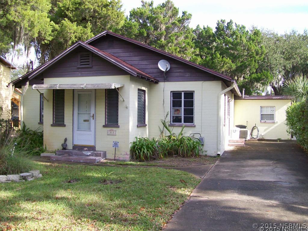 317 Faulkner St., New Smyrna Beach, FL 32168