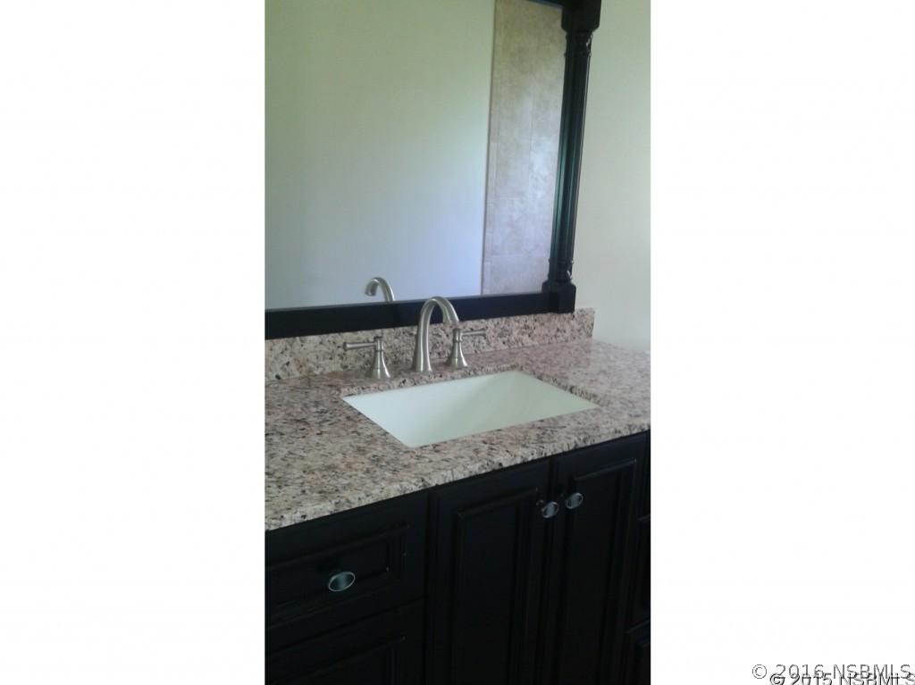 1928 Kumquat Dr., Edgewater, FL 32141