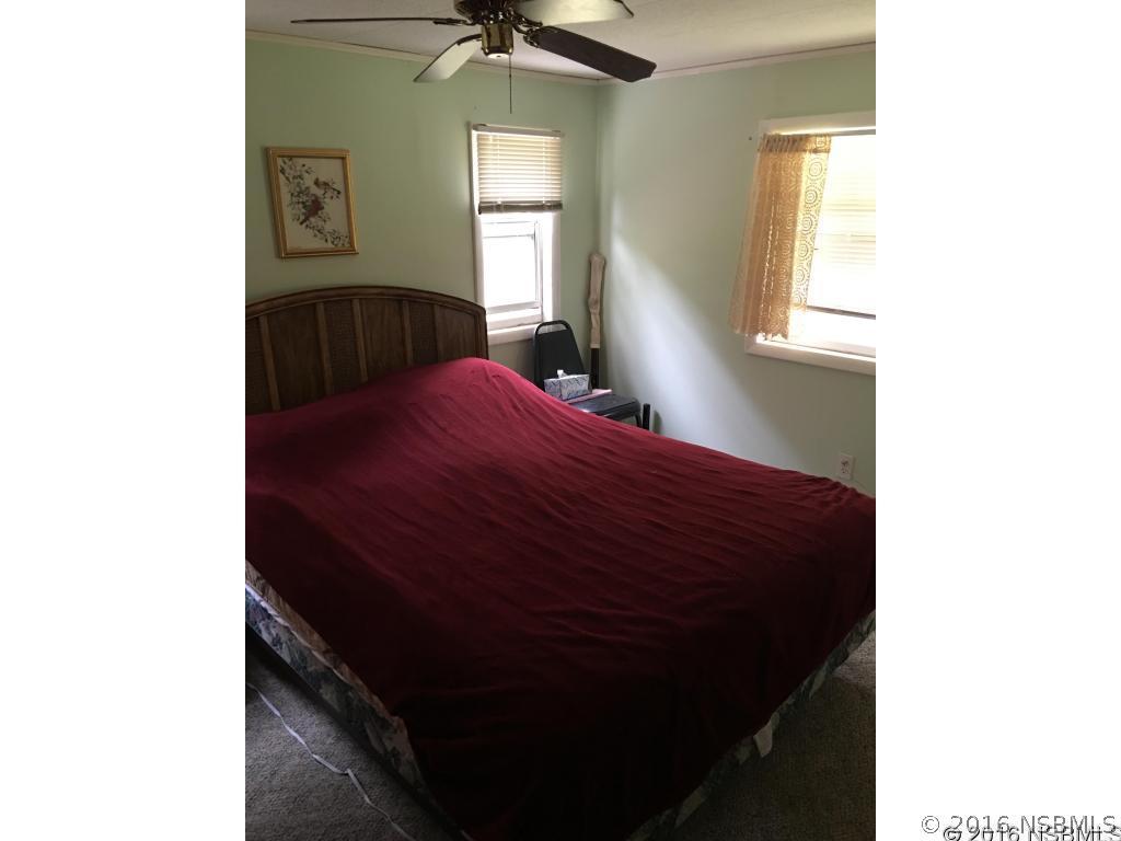 3056 Ragis Rd., Edgewater, FL 32132