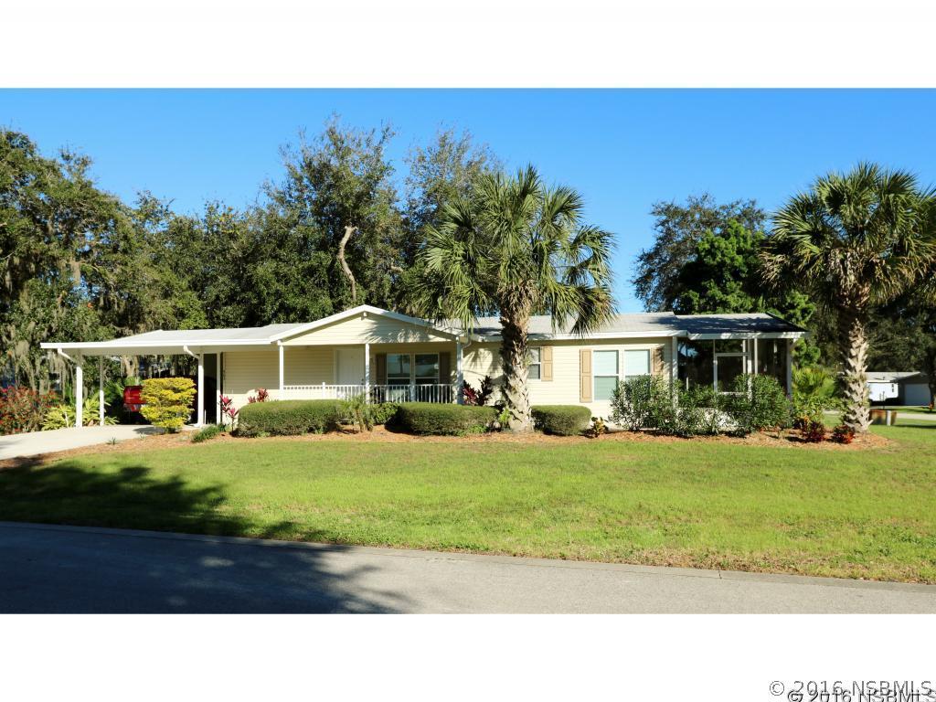 403 Sioux Blvd., Oak Hill, FL 32759