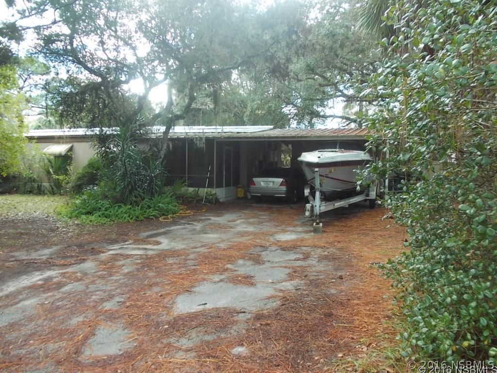 260 Carol Ann Dr., Edgewater, FL 32132