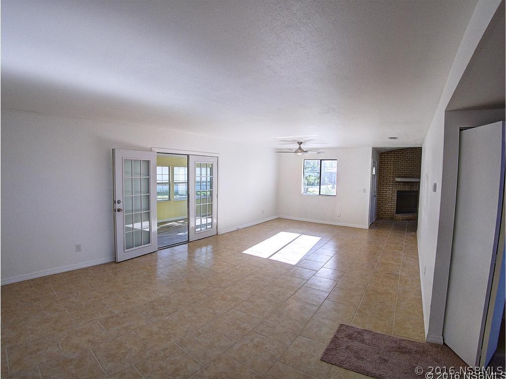 2203 Mango Tree Dr., Edgewater, FL 32141