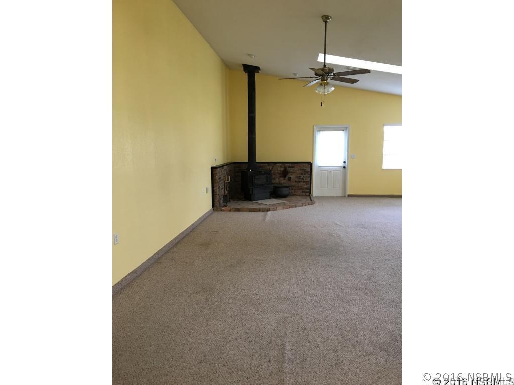 203 Virginia St., Edgewater, FL 32132