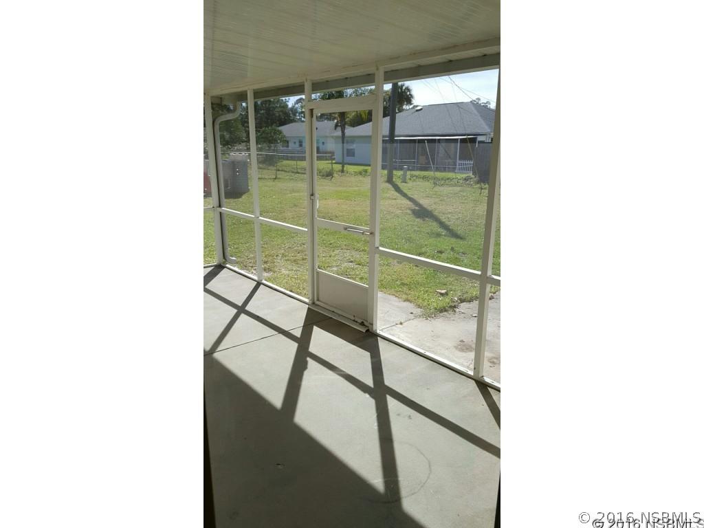 2208 Travelers Palm Dr., Edgewater, FL 32141