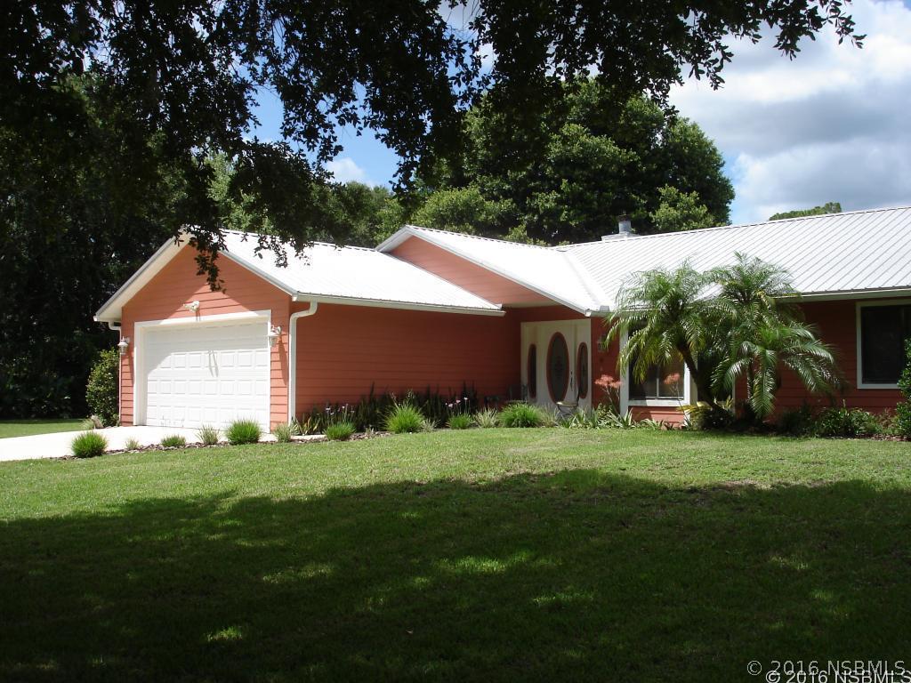 1390 Jane Lacy Ln., New Smyrna Beach, FL 32168