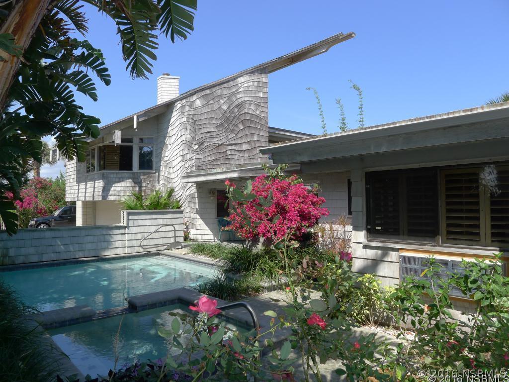 1819 Beacon St., New Smyrna Beach, FL 32169