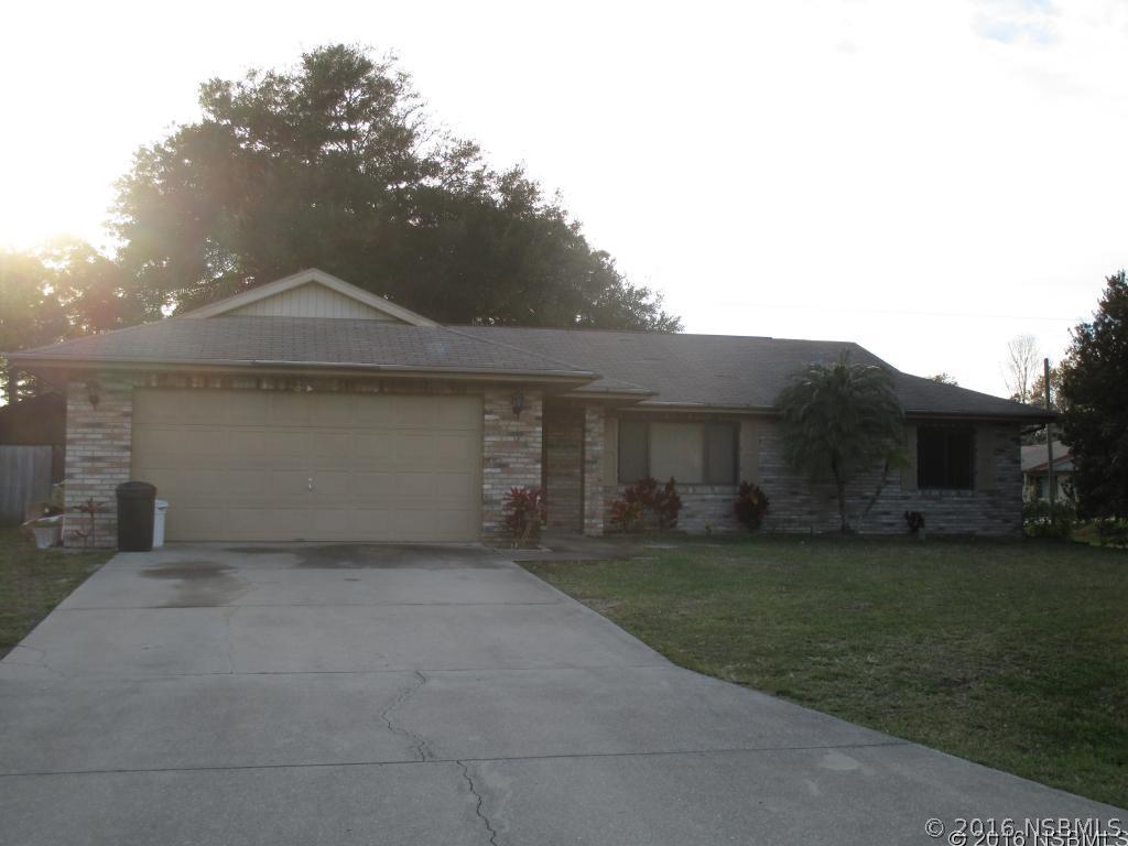 3104 Queen Palm Dr., Edgewater, FL 32141