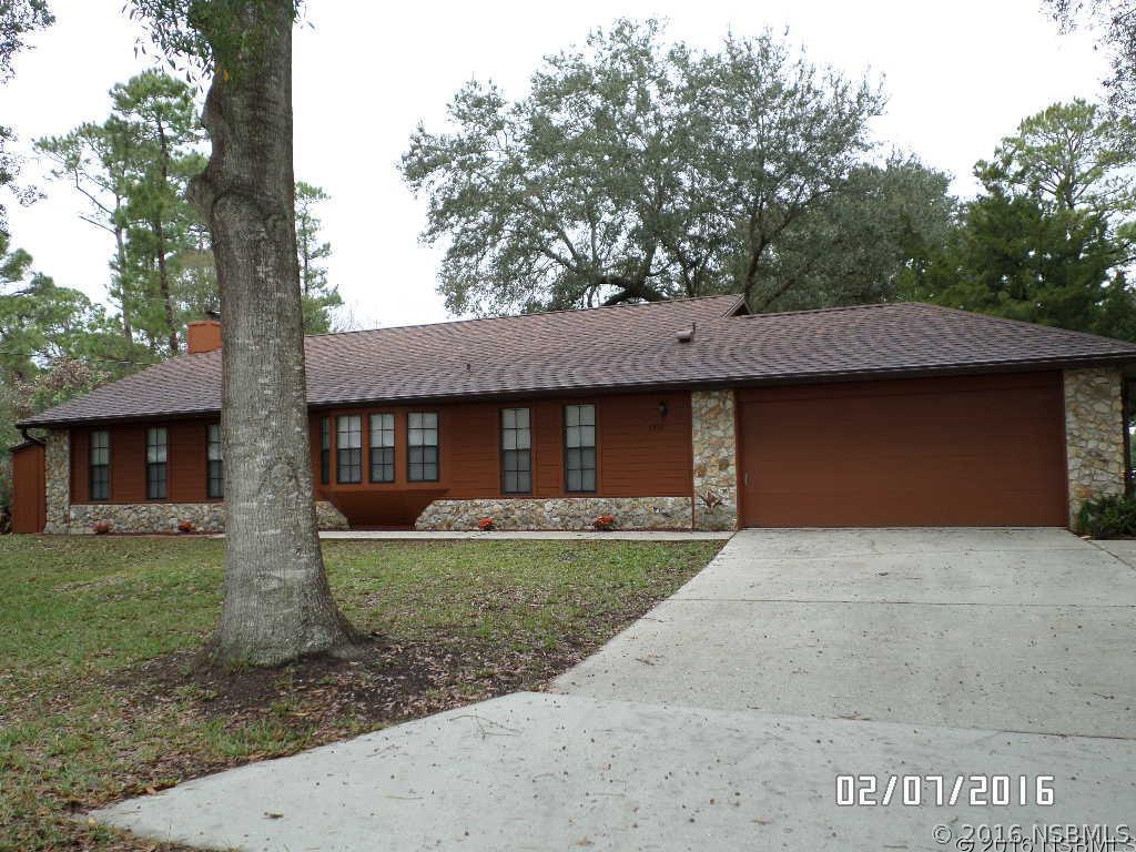 1932 Royal Palm Dr., Edgewater, FL 32141