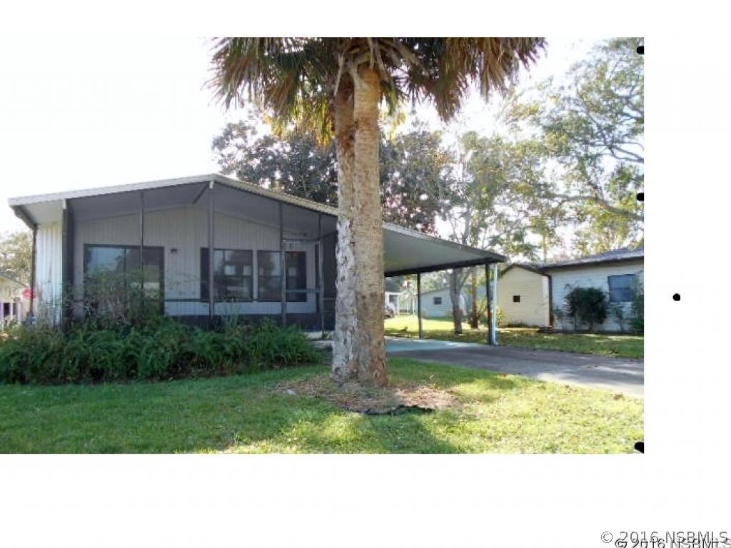 130 Ash St., Edgewater, FL 32141