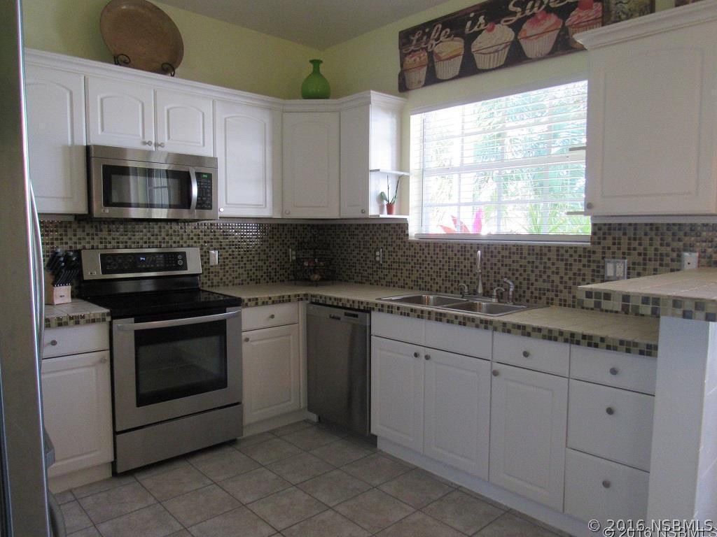 2309 Sabal Palm Dr., Edgewater, FL 32141