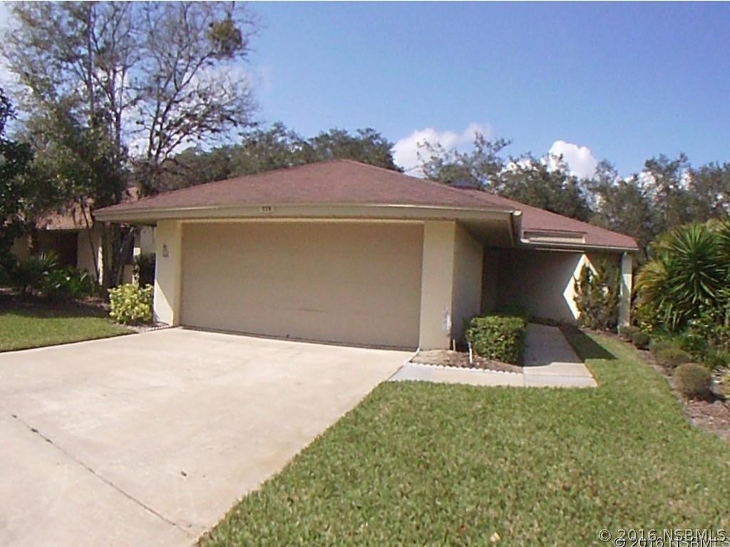 228 Canterbury Cir., New Smyrna Beach, FL 32168