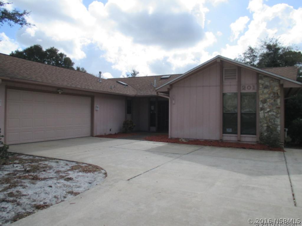 201 Sweet Bay Ave., New Smyrna Beach, FL 32168