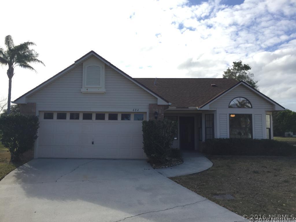 684 Rochester Ct., New Smyrna Beach, FL 32168