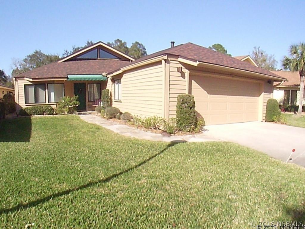 614 St Andrews Cir., New Smyrna Beach, FL 32168