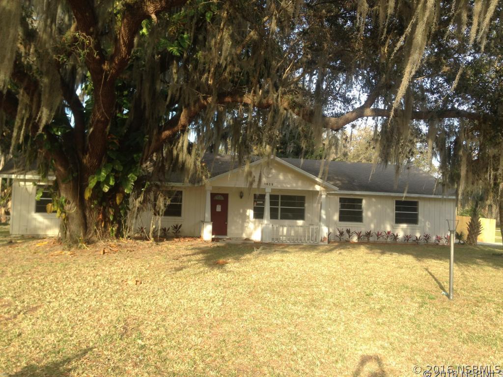1629 Sabal Palm Dr., Edgewater, FL 32132