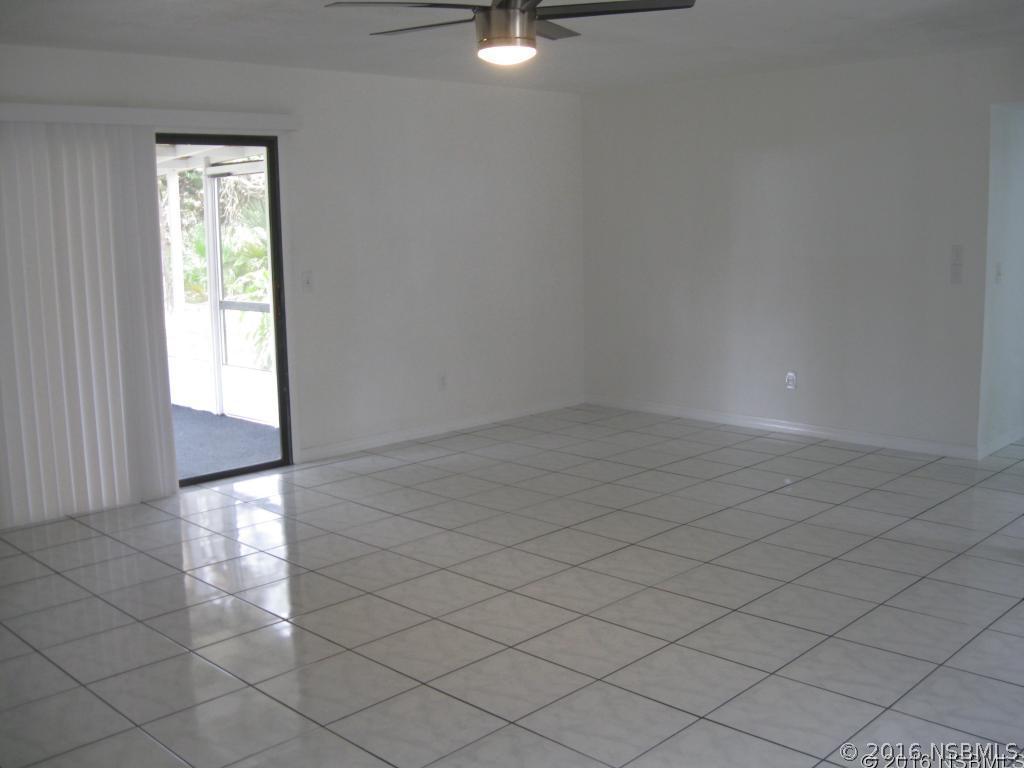 2320 Woodland Dr., Edgewater, FL 32141