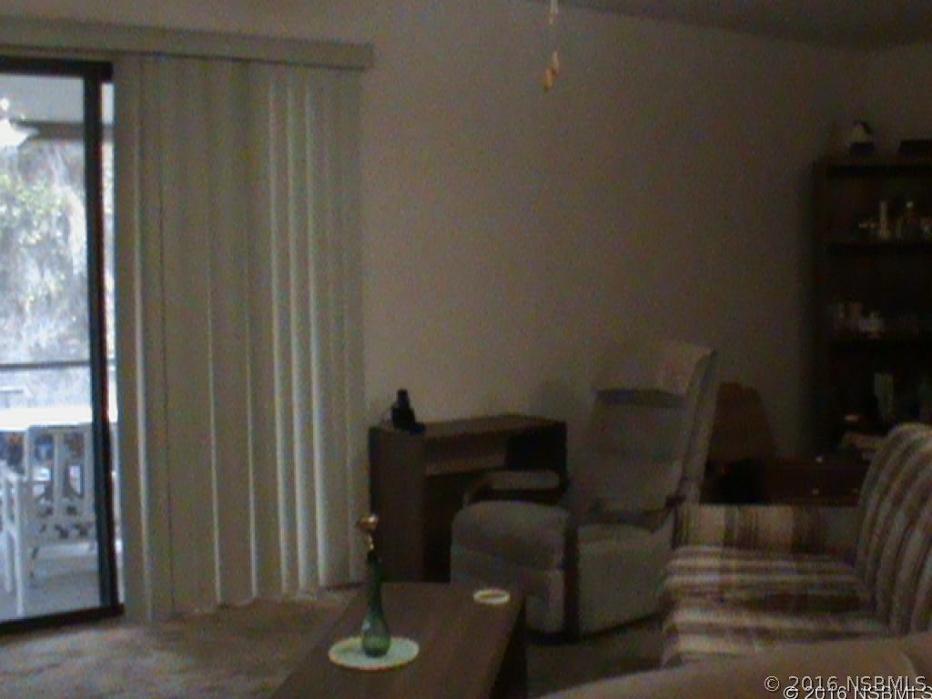 1003 Regent St., Edgewater, FL 32132