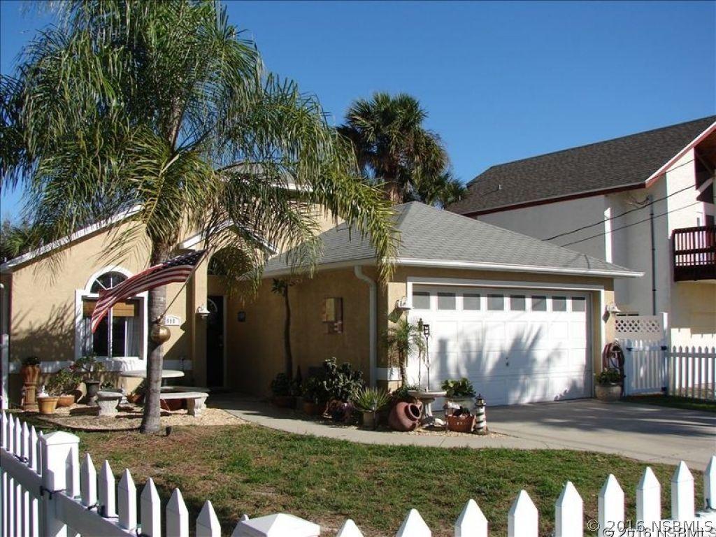 910 E 1st Ave., New Smyrna Beach, FL 32169