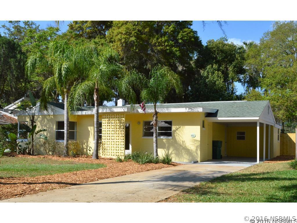 1402 Palmetto St., New Smyrna Beach, FL 32168