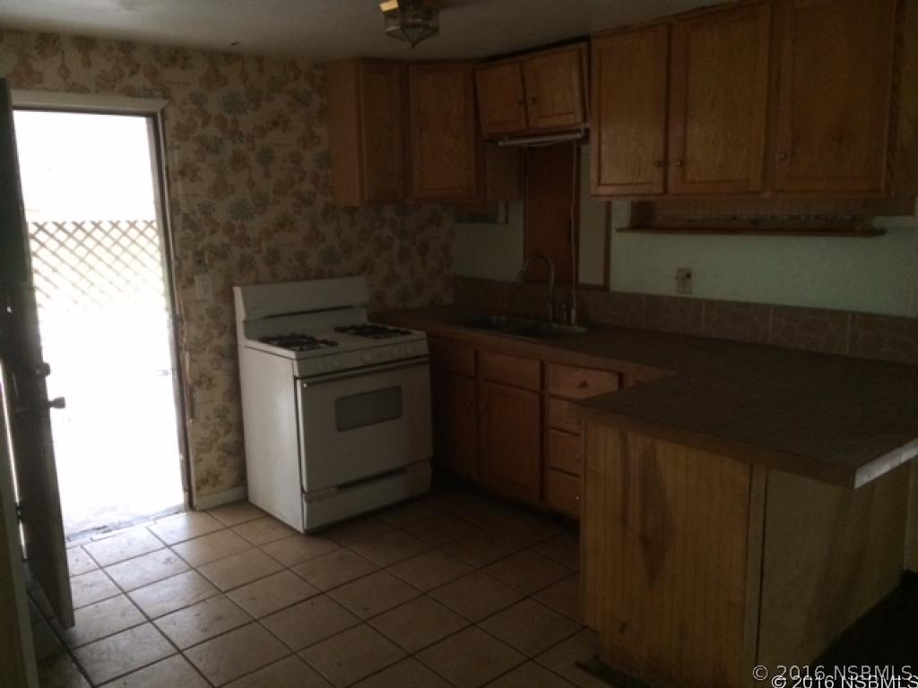 468 Palmetto St., Edgewater, FL 32132