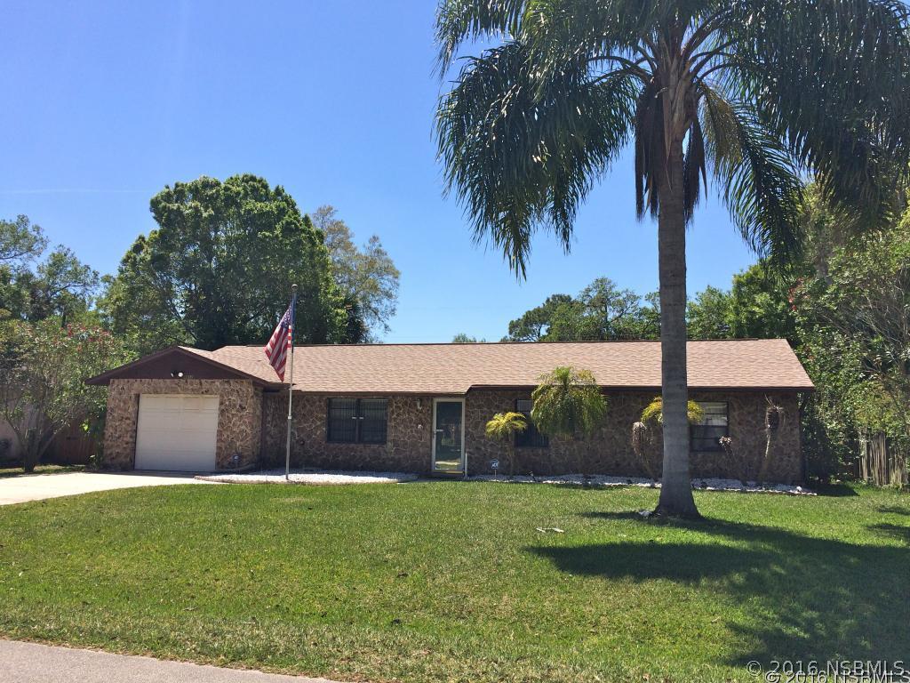 1812 Royal Palm Dr., Edgewater, FL 32132