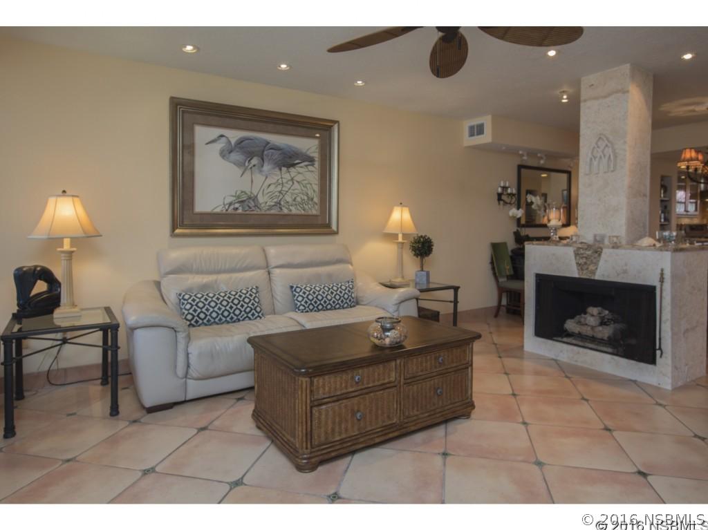 152 Marina Bay Dr., New Smyrna Beach, FL 32169